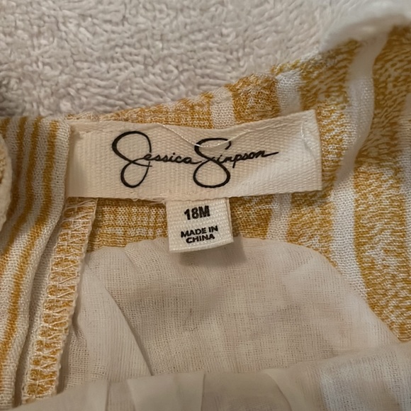 Jessica Simpson 18 month top - Picture 2 of 3